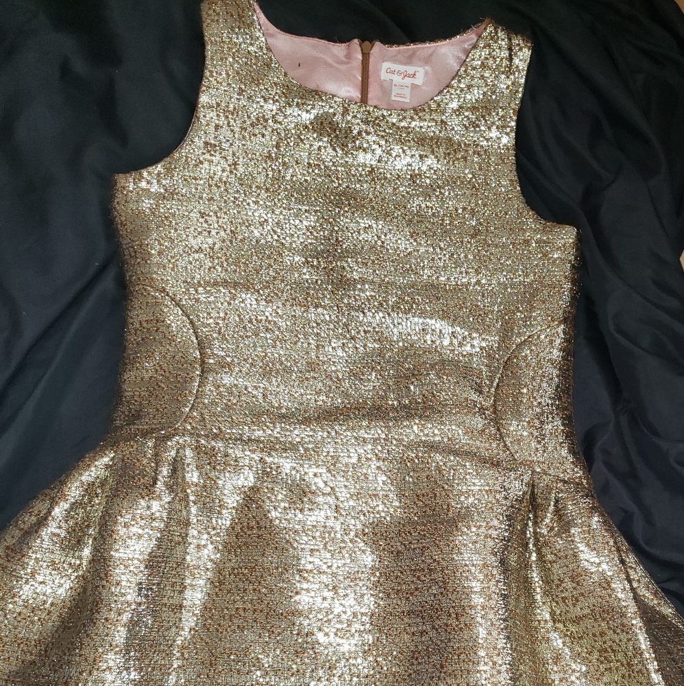 Gorgeous gold dress